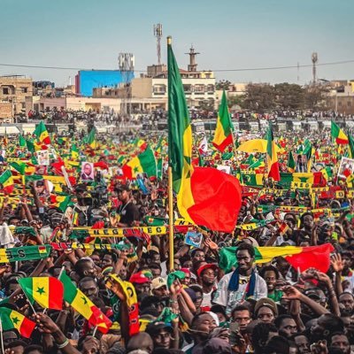 Domou_rew_Mi's profile picture. TALIBE SERIGNE BABACAR😍😍SY #MATHEUX ET INFORMATICIEN #TEAM ⚪Ⓜ️et catalan 💙❤️ Data analyst📊 #UVSOIS💻 #JPSDAKAR🫶🏾