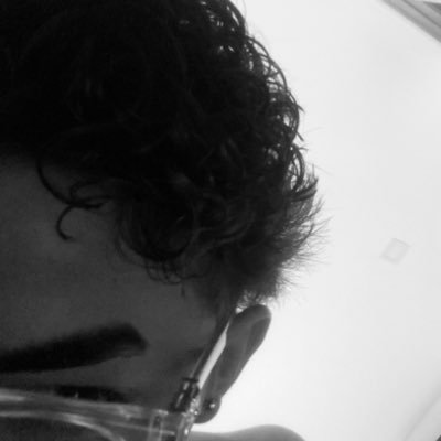 pedro_biguerra's profile picture. menos servir-se do porto e sim servir o porto🐉🐉