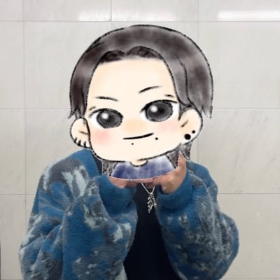 Ado_0428's profile picture. 推し様→@ado1024imokenp 秘密基地会員 心臓、モナ横、hibana、よだか参戦 無言でフォロー失礼しますm(_ _)m #爆Ado ⚠︎︎雑垢＆日常(どうでもいい事)も呟きます
