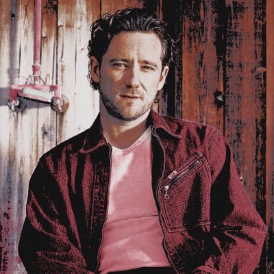 SchemingRot's profile picture. #parodyaccount