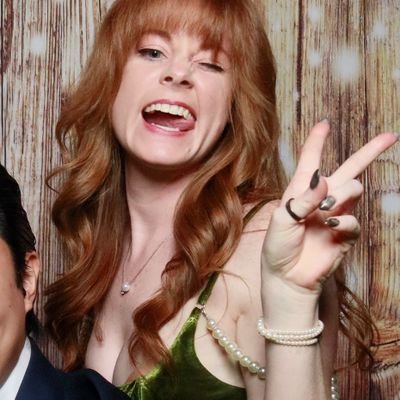 gingerkid10's profile picture. you may feel lonely, but you are never alone.