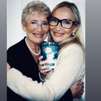 Sparkle74's profile picture. 