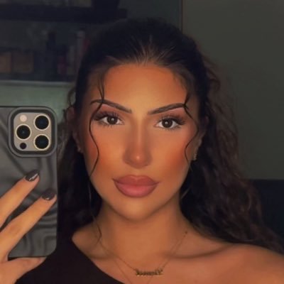 __slsn__'s profile picture. 