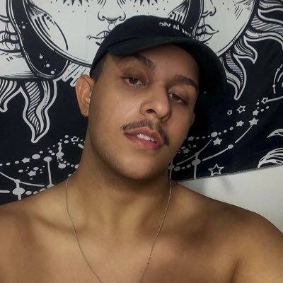 Lucasvieirxx's profile picture. Falando nada com nada….