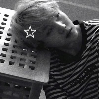 Viennira's profile picture. 