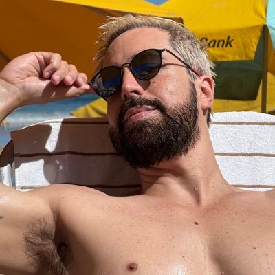 Henrikieto's profile picture. Oi, eu sou o Henrique 🤗 a @ é a junção de Henrique com inquieto e se pronuncia: “henri quieto”👌🏻 Arianjo nato. Pai do Shiryu 🐶🐲