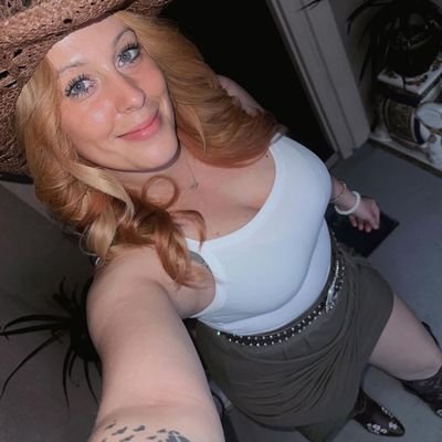 LuzSulvaran's profile picture. Faith , AMERICA🇺🇲 MAGA,AF veteran👮‍♀️,IFBB Competitor x3 🏋️‍♀️,13.1x1