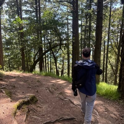 eddiervmirezz's profile picture. Options Trader & Wardell Stephen Curry Fan