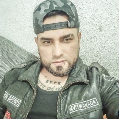 Giggesarttattoo's profile picture. Diseñador Gráfico 🖥️🖱️ 
Artista Plástico 🎨🖌️ 
🟨⬛Deportivo Táchira🟨⬛ 
🟨🟩 Atlético Bucaramanga 🟨🟩