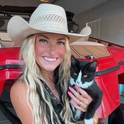 sharonrpc6c2's profile picture. Stay blessed