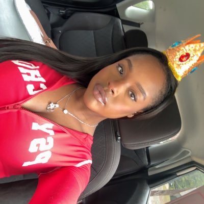 DirtyGodess's profile picture. 🦄 Just existing