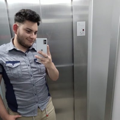 Isaac10102000's profile picture. 