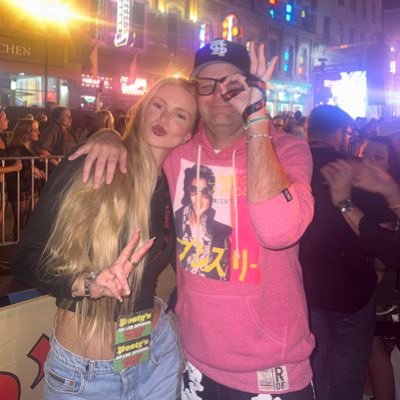 OneJoshFox's profile picture. Deez Nutz 6x🏆