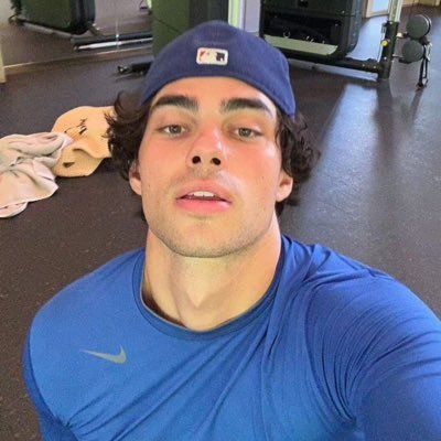 mzjacobrt's profile picture. 1/5 Elevator Boys 📱🛗 • Model 📸 • Traveler ✈️ • Parody account