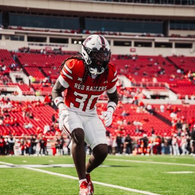 MikalPilot's profile picture. defensive back @TexasTechFB 🌵