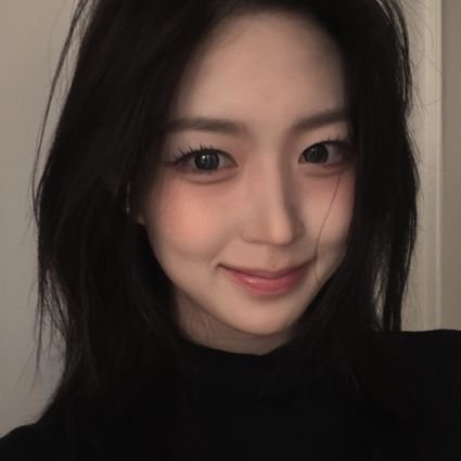 Haewon03_0225's profile picture. 