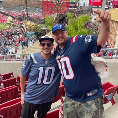 ahinkle3355's profile picture. Go Pats and Go Huskers