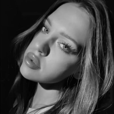 LuminaryMira's profile picture. This is nothing waiting in my inbox 😘