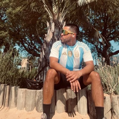 Manu_Mazzei_G's profile picture. Siempre planeando cosas nuevas •  Broker Inmobiliario •
A.A.A.J • Solomun (punchi punchi)