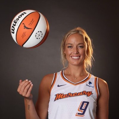 SophieCunn69735's profile picture. WNBA🏀🎖️