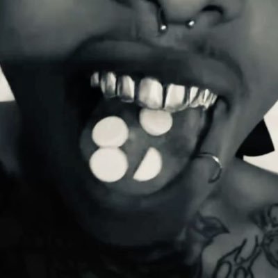 qevjr's profile picture. t5/vuonly  | VU: @touchabank