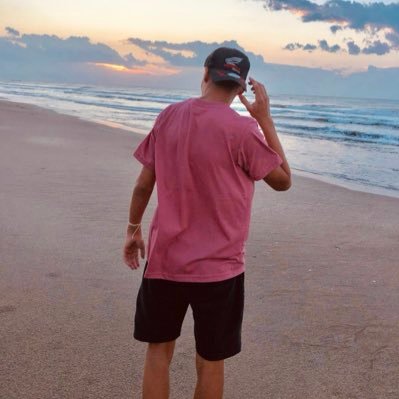 donatoponceee's profile picture. 