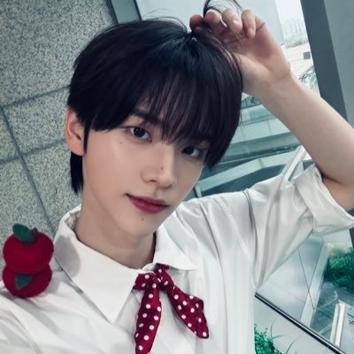 mimiesungatito's profile picture. ꪆ୧࣪ ִ ㅤ looking for :3 ꒱ㅤ a b͟o͟y̲ like 🍎 ★ MY handsome 𝓢hinyu