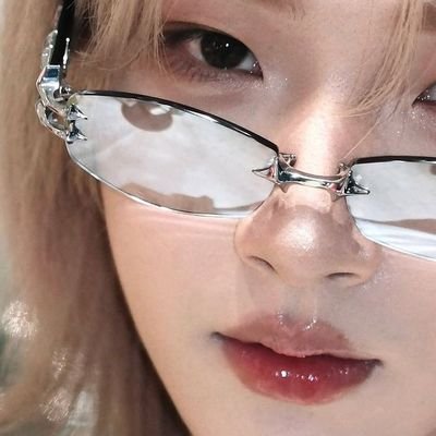 mercurytearrs's profile picture. 