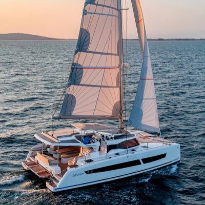 Isabellazamr's profile picture. lorenza en twitter