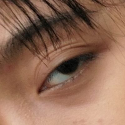 choi_liona's profile picture. Written by God.
God's favorite.
i love literature,languages,and art