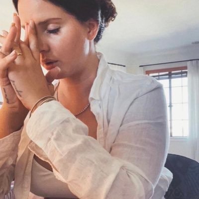 bbaeroro_'s profile picture. 