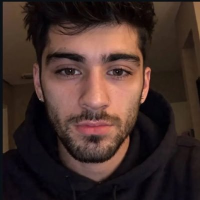 zynmalks's profile picture. 