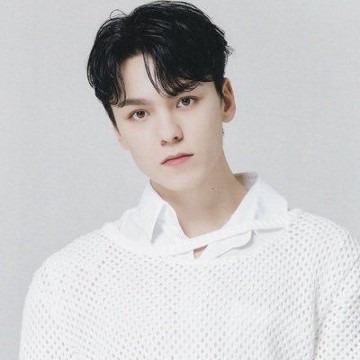 aymkfceh's profile picture. mikhael olsen • HF6AU6016 • muggle studies