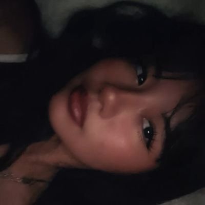 nichieww's profile picture. :)