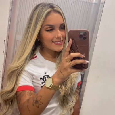 lvesquerdo's profile picture. Antônia K.🩷