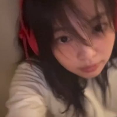 saItyjennie's profile picture. who else got’em obsessed like jennie