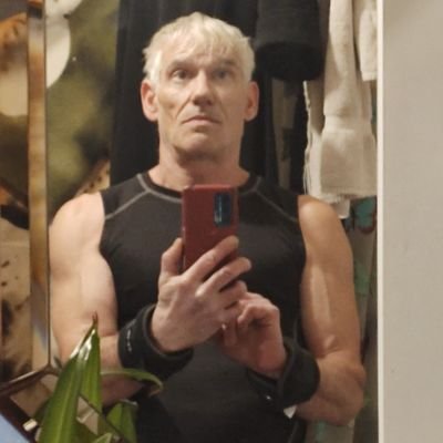 NicolasMor50675's profile picture. 