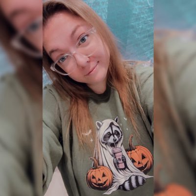 _bluerainbows's profile picture. 05-06-19 | 11-15-13 | 28