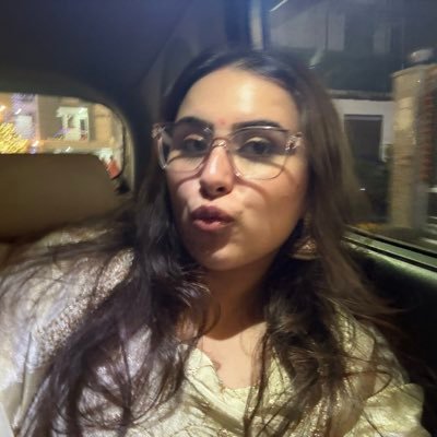 kuchbhiaye's profile picture. 24*7 MoodBolly 🪩