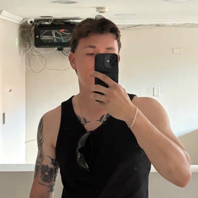 sebastianfiall6's profile picture. 