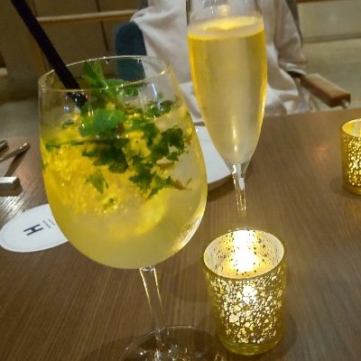 haku5889's profile picture. =͟͟͞(=͟͟͞☞=͟͟͞☞ ^o^)=͟͟͞☞
⚠️フォロー外したらフォローこちらも外します。
https://t.co/xB3SZq4sRgいつもコピペしてるやつ
同情するなら金をくれ　知識をギフトできる機能を入れてください地球さん
宮城勢ポケモンマスターのポケモンになるのが夢