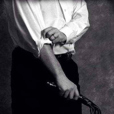 perrone_ni42809's profile picture. Daddy I love when you touch me with such dominant hands. I need you to desire me , love me , consume me . Because i am yours and you are mine.