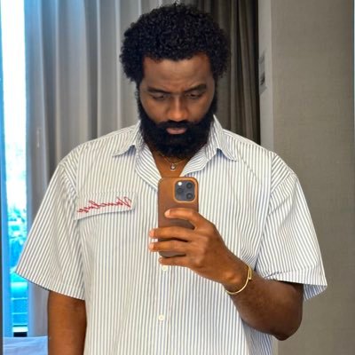 thatkcguy__'s profile picture. Instagram: Thatkcguy__