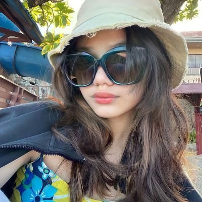 lovessa_ria's profile picture. ment to ashrave?!?!?