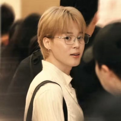 virpjyoonz's profile picture. #지민 #yoonminforlive she/her╰•★★𝚘𝚝⁷ 𝐖𝐨𝐫𝐥𝐝★★•╯                                                 ˆ”ᴊɪᴍɪɴ's sᴍɪʟᴇ ᴇɴᴄᴏᴜʀᴀɢᴇs ᴍᴇ! ♡̵ ˆ”📌 j.m