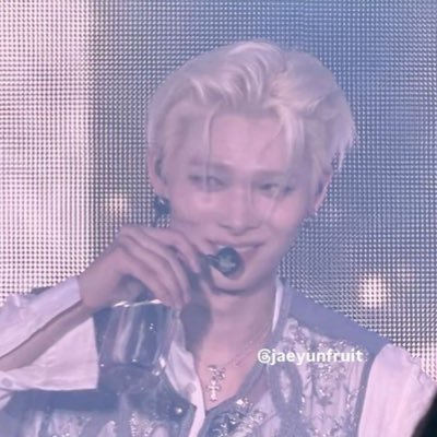 aiyshhhyoii_'s profile picture. burner acc | main @aiyshhhyoii