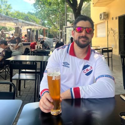 santioliveri94's profile picture. Fanático de Nacional   Goalkeeper⚽️👐🏻Estudiante de medicina 💉👨🏻‍⚕️