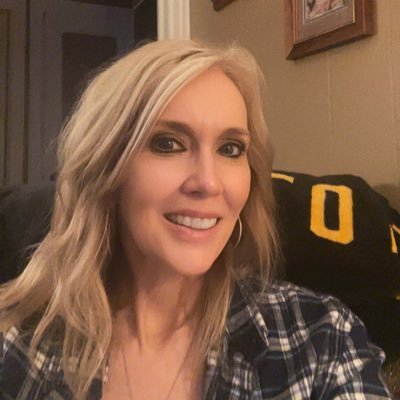 faiths2s's profile picture. Mommy, Wife, I love fashion, Paris, Elephants, New England Patriots, Carrie Underwood, & I Thank God 4 all the blessings in my life.❤️🙏🏻🐘