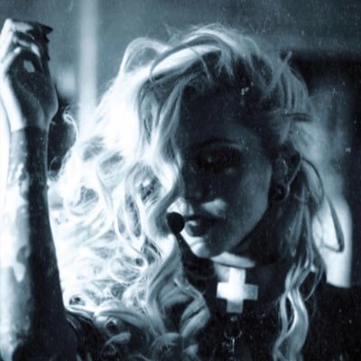 JadeKaidan's profile picture. khia asylum patient #58 🏳️‍🌈 PSN: EdenianKnight_