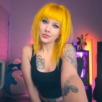 BadWolfRose4's profile picture. 𝟏𝖔𝖋𝟏 Content Creator | Partnered w/ @RespawnProducts @SpacePandaDelta @ApparelPlayer1 @AonaranShop @HyperX Code: BADWOLFROSE | ✉️ badwolfrose18@gmail.com